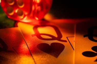 দায়িত্বশীল খেলা সরঞ্জাম